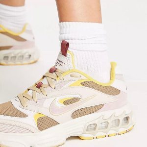 کتونی اورجینال زنانه برند نایک Nike مدل Air Zoom Fire کد 829703519