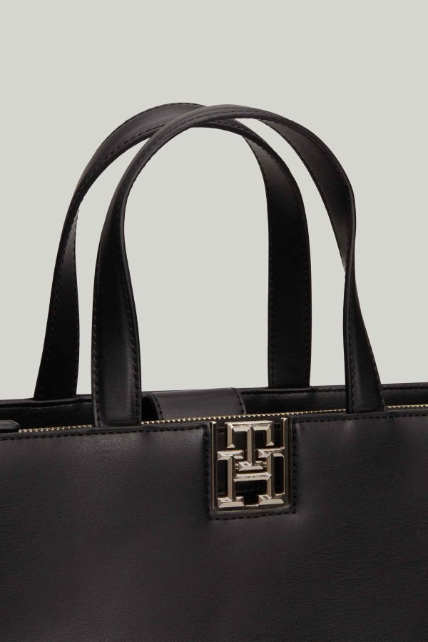 کیف اورجینال برند Tommy hilfiger مدل RESET SATCHEL کد 843015641 - Image 4
