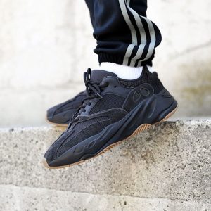 کفش پیاده روی اورجینال برند Adidas مدل YEEZY BOOST 700 کد 867606966