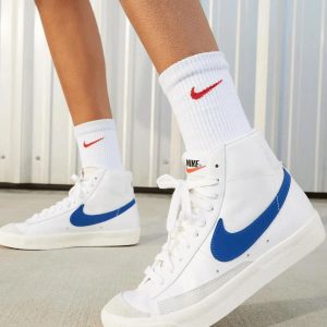 کتونی اورجینال برند Nike مدل Blazer Mid '77 کد 754371082 4 1 org zoom 6171