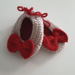 جوراب اورجینال برند Atolye hamarat مدل Handmade baby booties کد 808499717