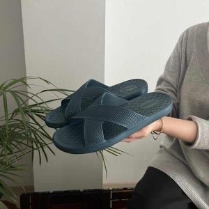 دمپایی اورجینال برند Behtah kundura کد 818212628